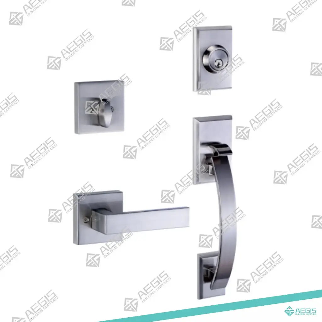 816.4.2.1 - SQUARE PLATE WITH CURVED OUTER HANDLE SQUARE INNER HANDLE - CHROME - ENTRY