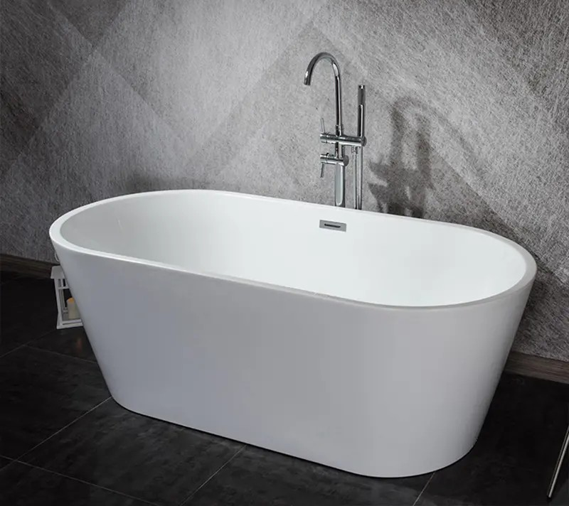FREE STANDING BATHTUB ROUND